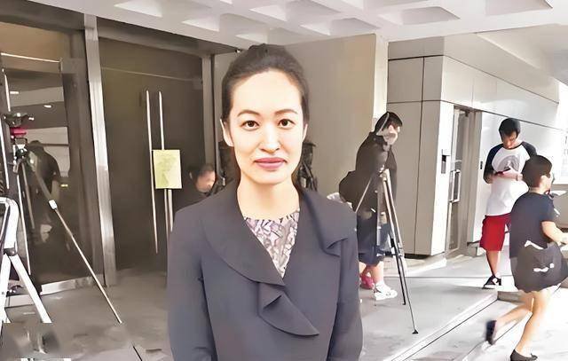 她是剑桥学霸 怀孕被富豪公公嫌弃 反手获赔12亿