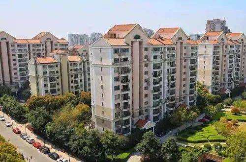 上海、深圳正在出现3大怪现象，开始逐步蔓延