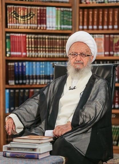  伊朗3座核設施遭美軍轟炸後，最高什葉派領袖瑟拉茲（Naser Makarem Shirazi）對川普及納坦雅胡發布伊斯蘭教令，專家批評是煽動國際的恐怖主義。 (圖／翻攝自維基百科)