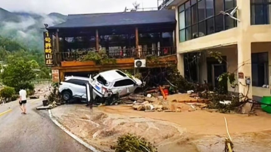 河南西峽突遭強降雨 至少3死5失聯（組圖）