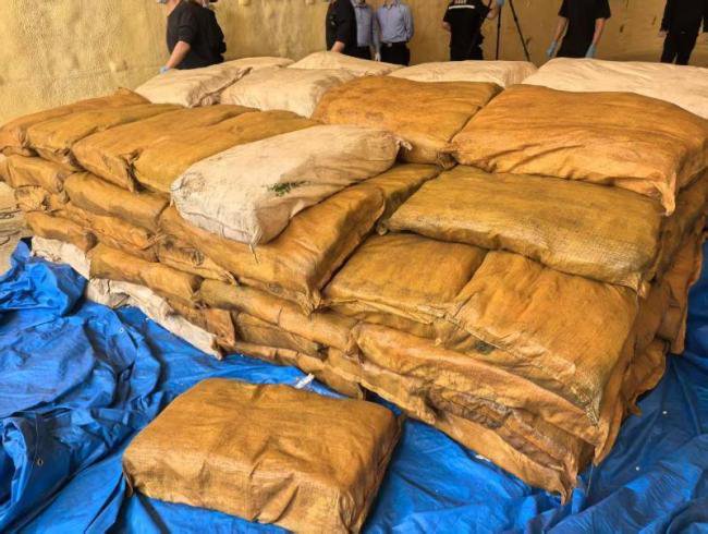 创纪录！中美泰合作缴获4.97吨毒品