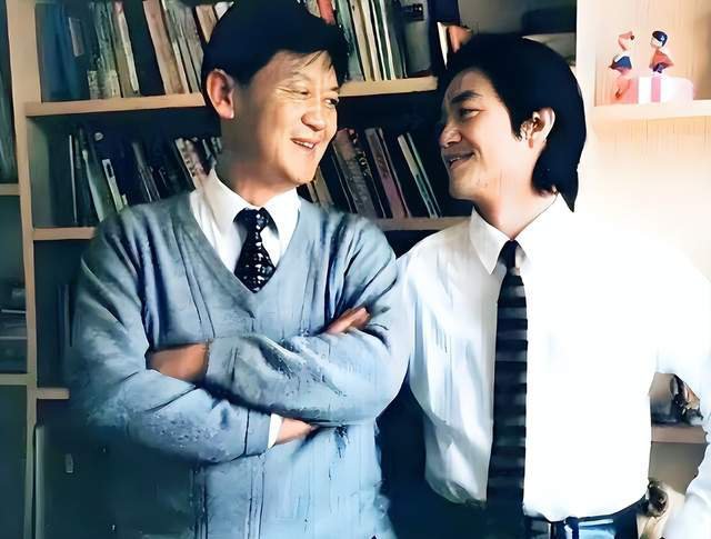 李亚鹏家庭情况曝光!父亲离世 母亲已81岁 哥哥因钱反目