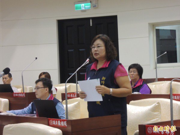 议员张祖琰今上午在质询时指出，某区长未经市府同意，从去年9月开始翘班，到清大上博士班课程，根本是旷职，质疑市府团队螺丝松动，要求清查并给一个交待。（资料照，记者洪美秀摄）