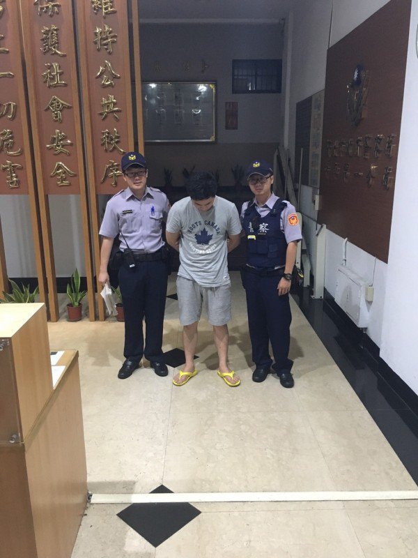 冯姓男子遭警方移送法办。（记者徐圣伦翻摄）

