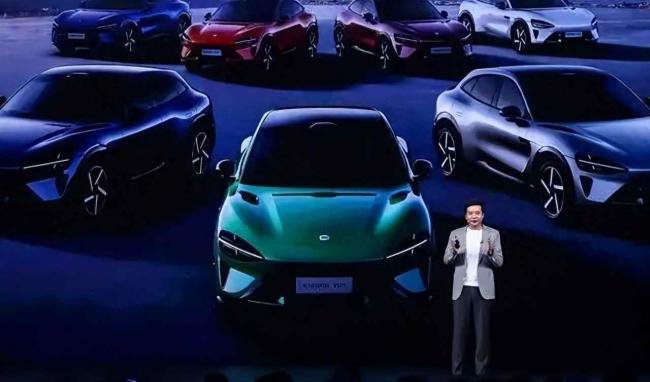 “韭菜”觉醒了 雷军演讲翻车 “韭菜”觉醒了 雷军演讲翻车