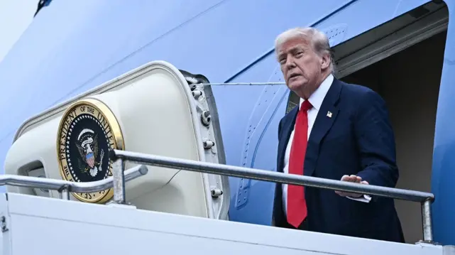 可疑“狩猎架”事件：瞄准“空军一号”？FBI展开调查…