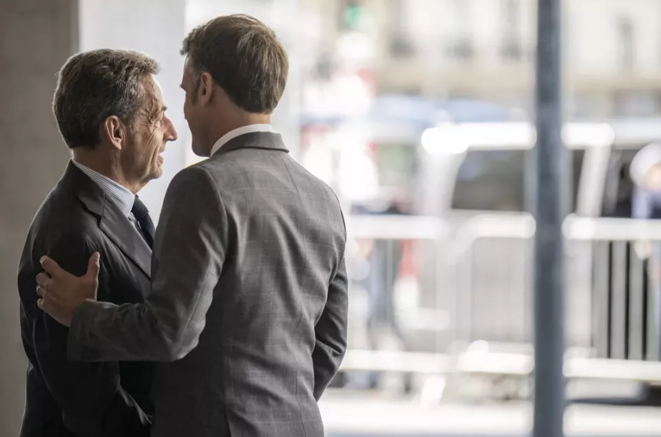 萨科齐入狱服刑前，在爱丽舍宫同马克龙秘密会见