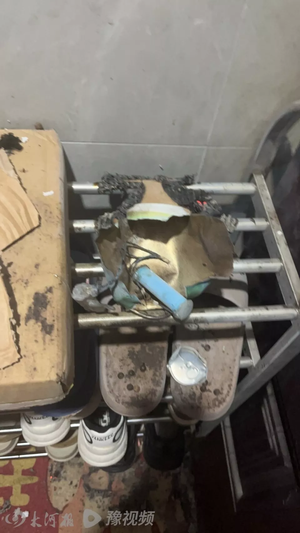 女主播被伪装快递烧伤:嫌犯曾请她和弟弟吃饭