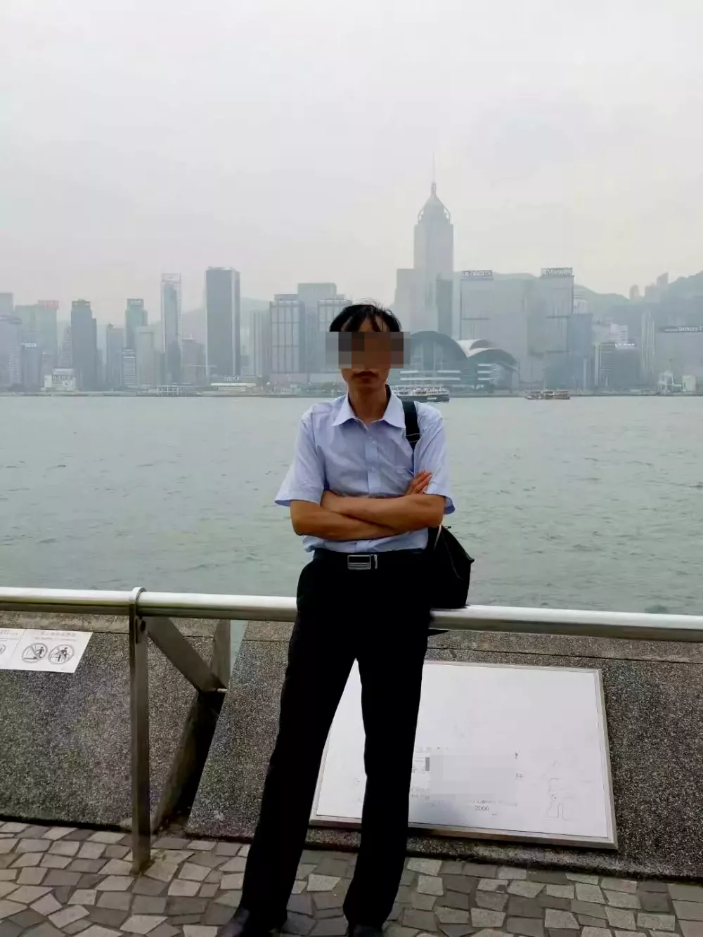 男子应聘远洋渔船船员捕捞金枪鱼，出海后难忍晕船自杀