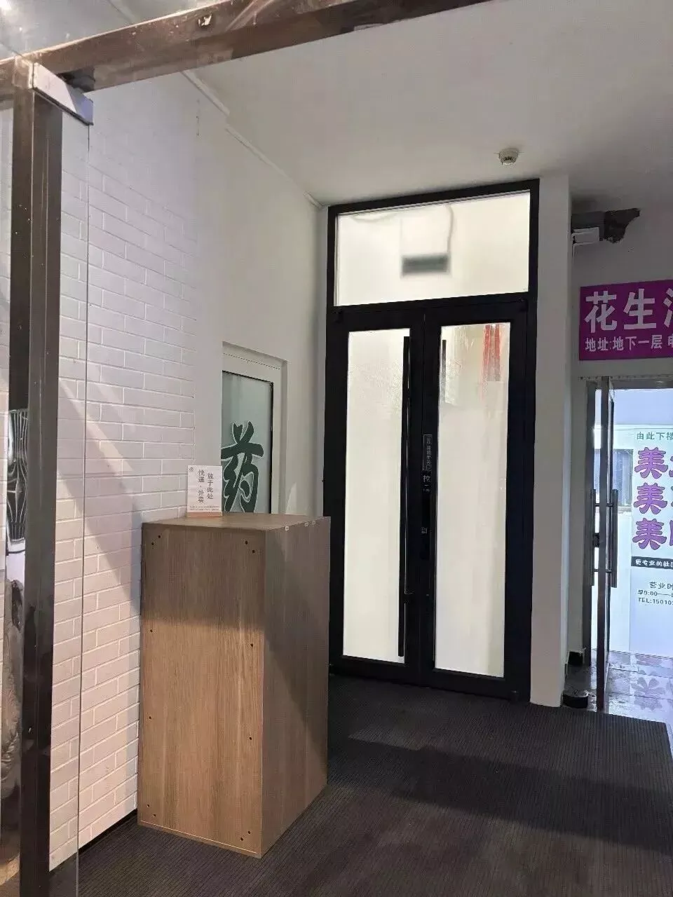“禁止男人入住”的旅店，月入20万