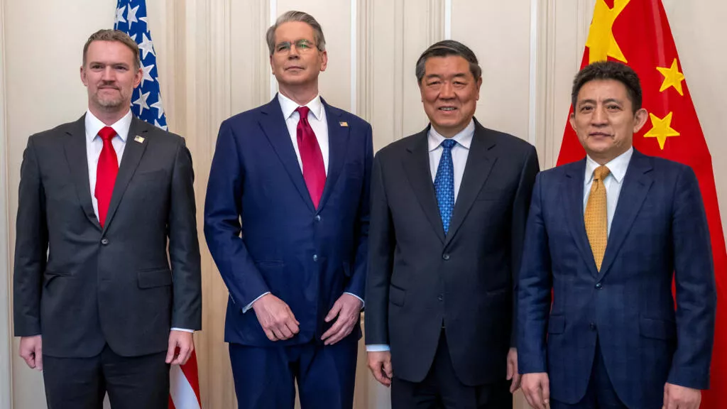 李成钢指中美谈判过程美国强硬中国坚定