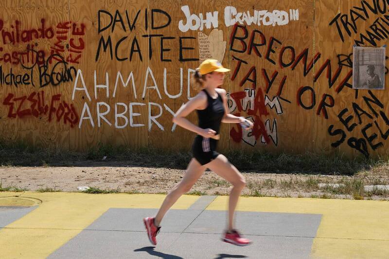 研究发现,男性可能需要比女性多1倍的运动量,才能达到相同程度的降低冠状动脉心脏病风险。(示意图,路透档案照) 研究发现,男性可能需要比女性多1倍的运动量,才能达到相同程度的降低冠状动脉心脏病风险。(示意图,路透档案照)