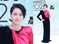 ELLE盛典红毯：女明星在比美 男明星在比谁的造型