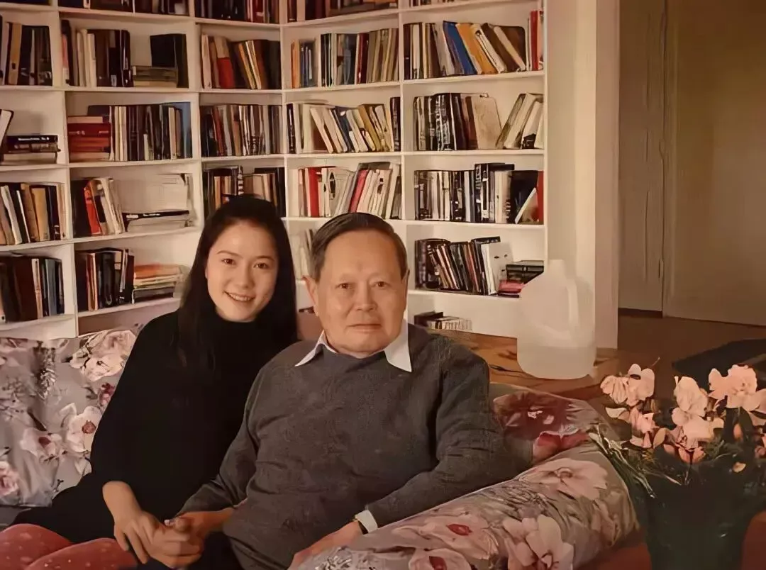 杨振宁:三四十年之后,大家一定会认为这是罗曼史