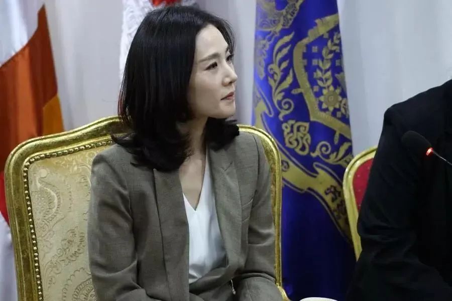 APEC峰会刷屏的韩国女次长是谁？