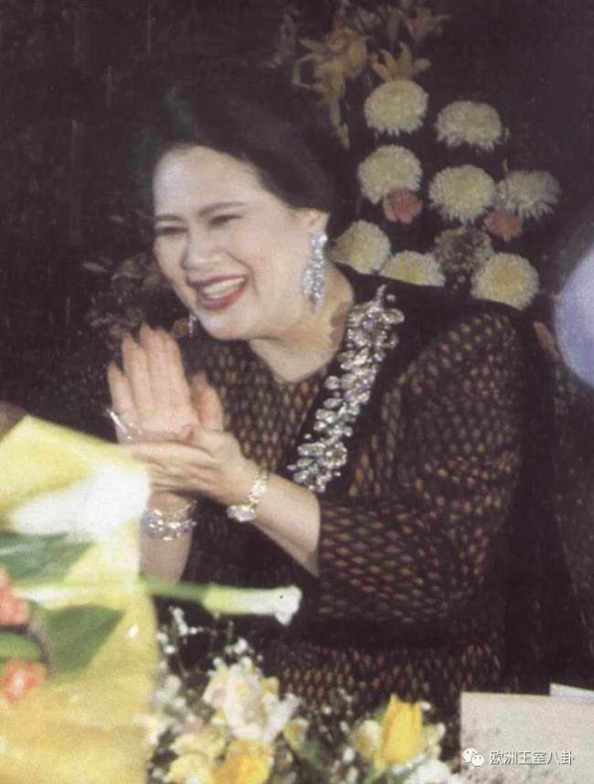 70年泰国王后，打下冠绝亚洲碾压欧洲的珠宝江山