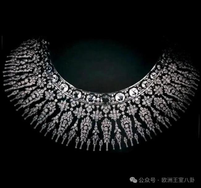 70年泰国王后，打下冠绝亚洲碾压欧洲的珠宝江山