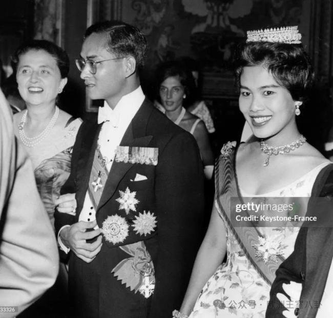 70年泰国王后，打下冠绝亚洲碾压欧洲的珠宝江山