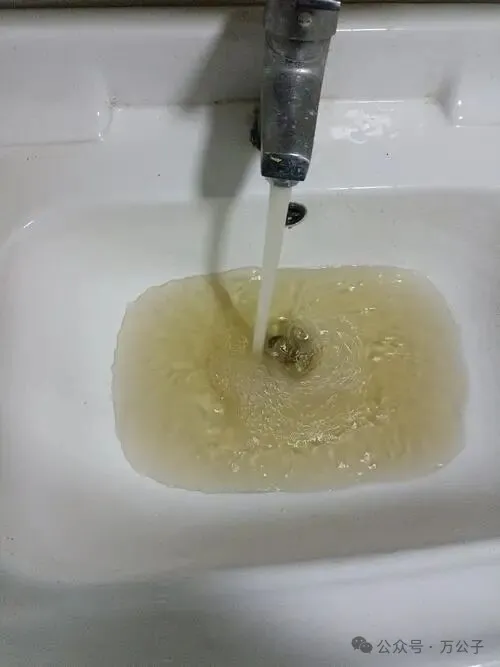 越来越多的人搬回低层,高楼越来越难卖了 越来越多的人搬回低层,高楼越来越难卖了