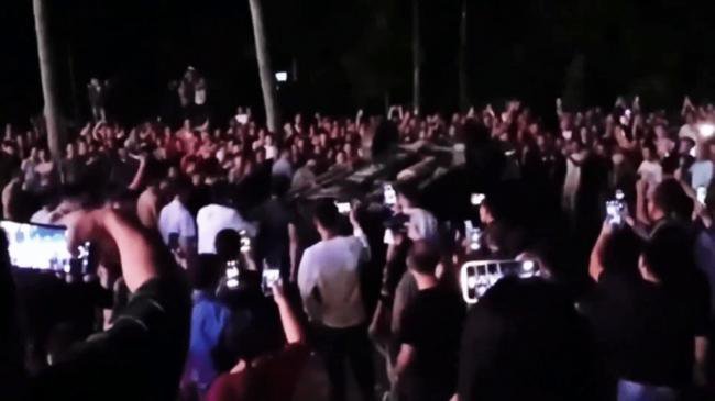 海南农民爆发大规模示威 网传警方一度鸣枪驱散