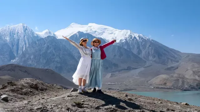 三亿游客涌入中国壮丽的新疆,那里还有他们未曾看到的一面