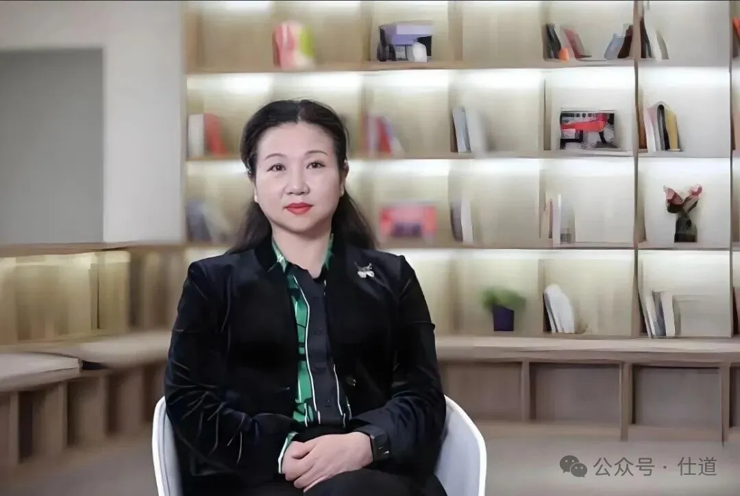 美女教授的堕落 美女教授的堕落