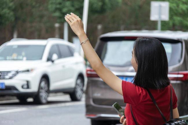 一个月少了2亿单,中国这行业奄奄一息 一个月少了2亿单,中国这行业奄奄一息