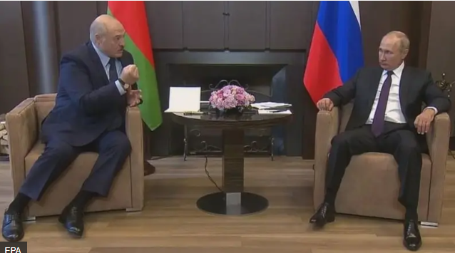 普京铁杆想要跳船？