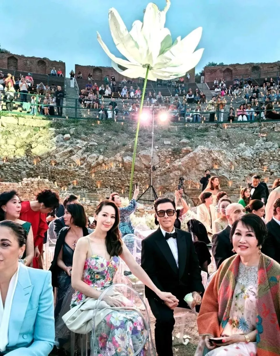 温州老板嫁女！甄子丹、任达华都来了