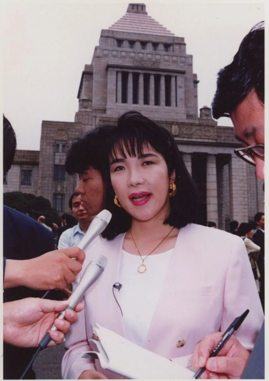 高市早苗咋成了日本带货王？