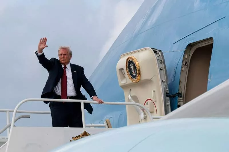 为川普豪宅改航线 居民怒轰“天天被飞机吵醒”