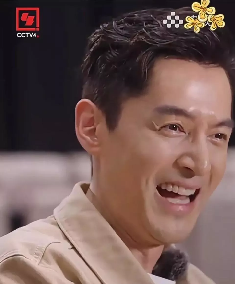 胡歌推婴儿车在上海乐高,走人均3000元的vip通道