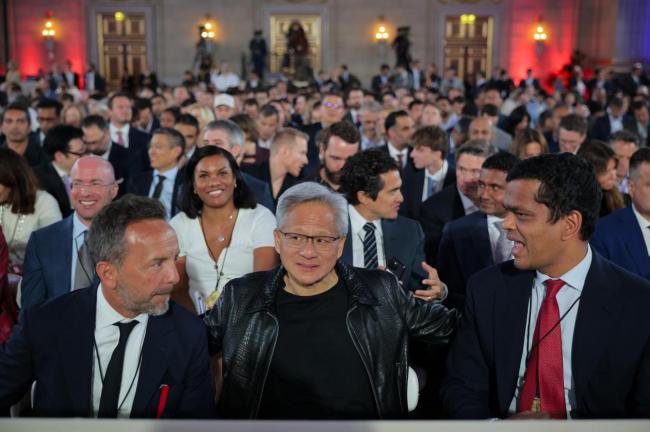 习近平本来忧心忡忡,却因他而希望萌生 习近平本来忧心忡忡,却因他而希望萌生