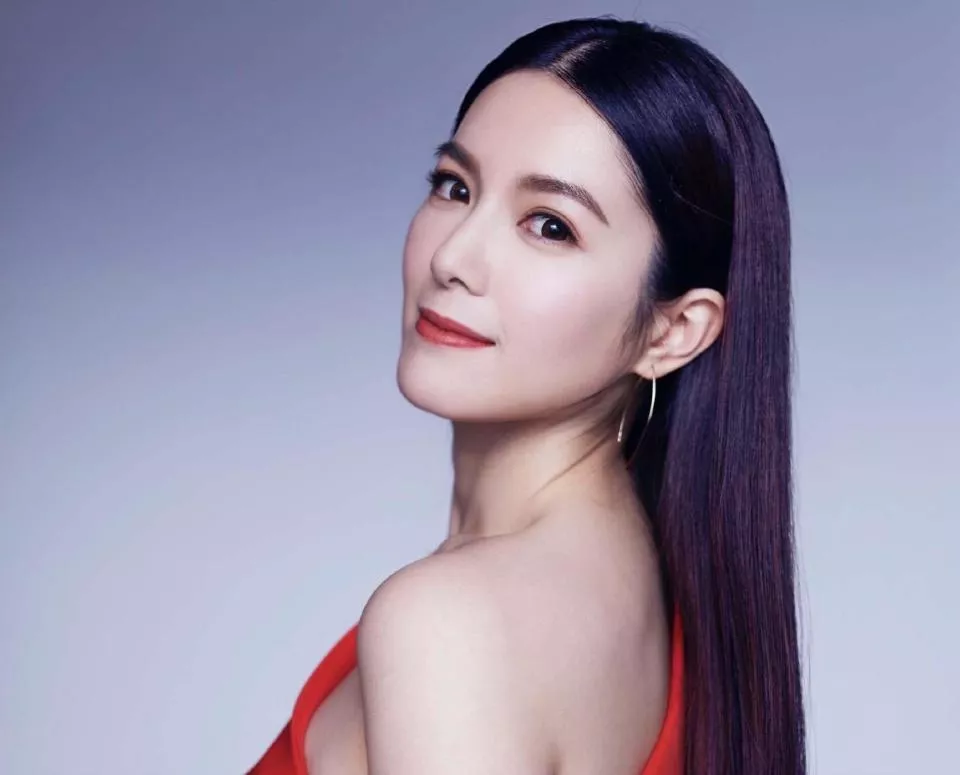 香港知名女星正式离婚,恢复单身即有追求者