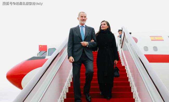 西班牙王后访华连换7套穿搭 平价穿出高奢感 西班牙王后访华连换7套穿搭 平价穿出高奢感