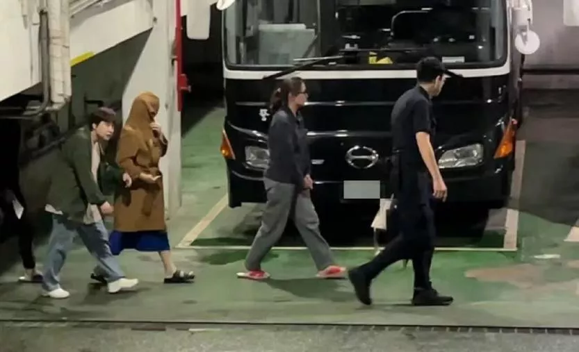 台知名火锅店老板沦为诈骗集团洗钱头目，法院裁定羁押