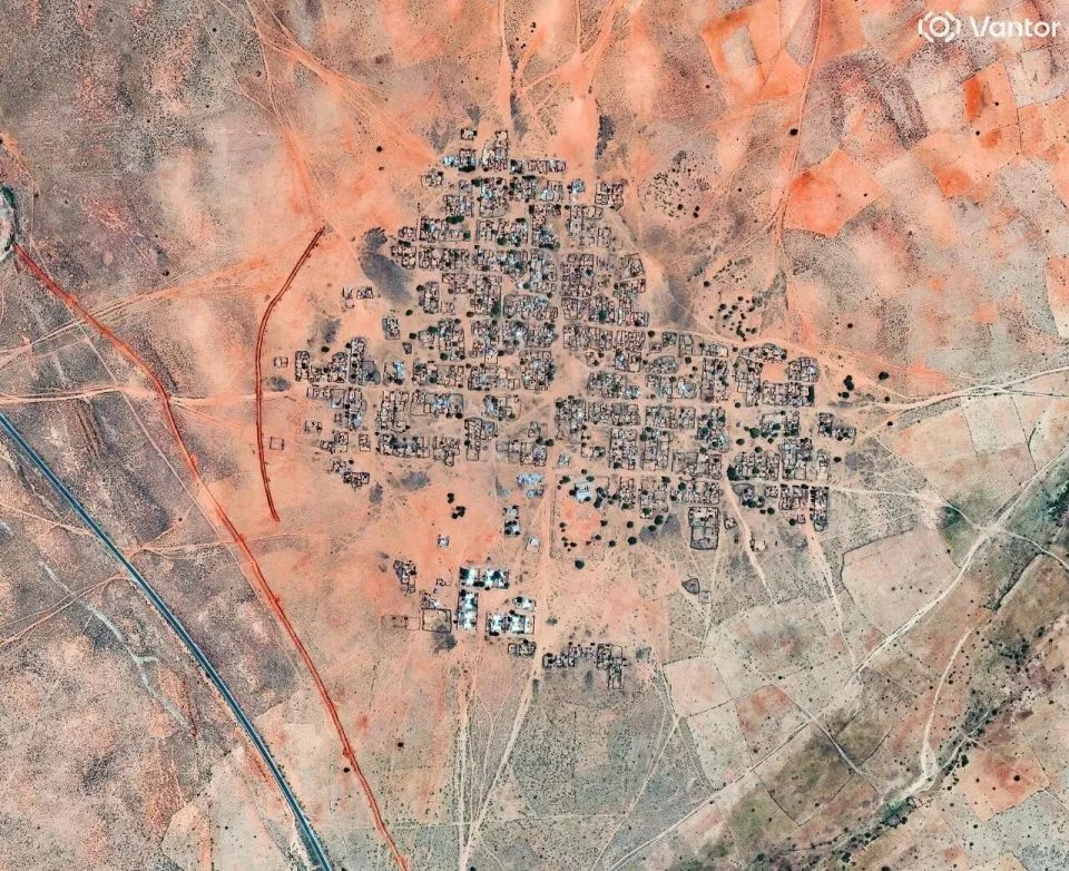 这里已被屠城，血迹太空可见！