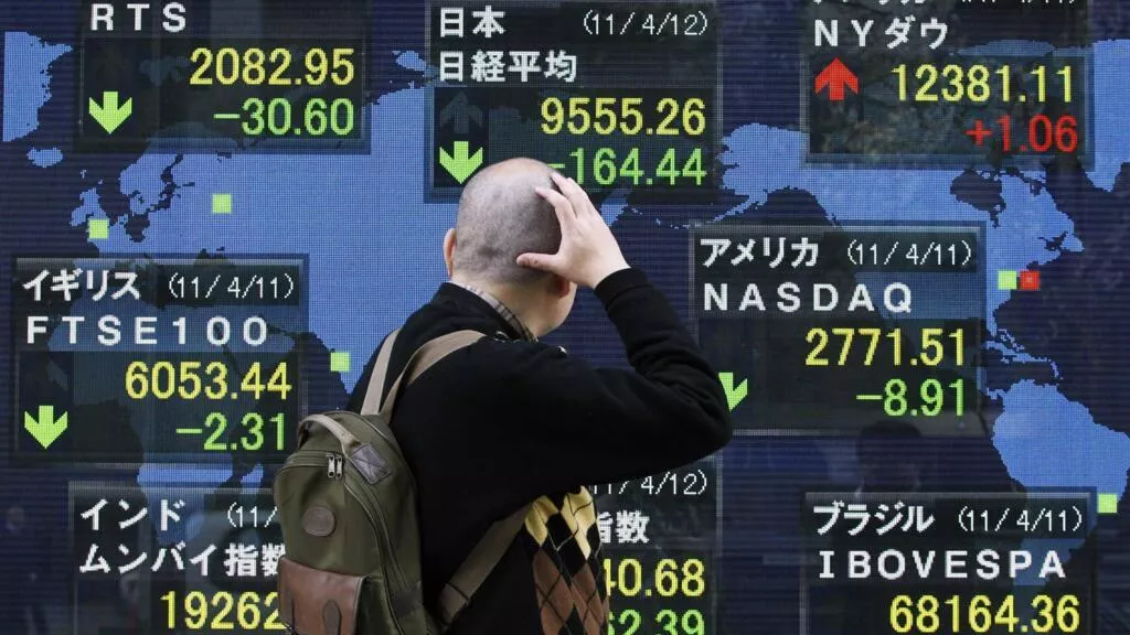 中日局势紧张，东京股市旅游相关板块暴跌