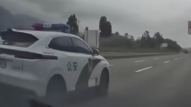 转发一篇文章 广西和北京两网友被跨省传唤 转发一篇文章 广西和北京两网友被跨省传唤