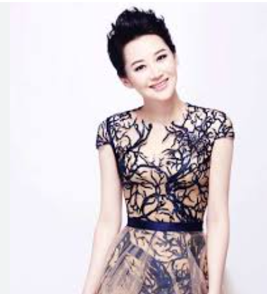 上热搜！中国著名女星疑似被封杀，涉金融大佬？