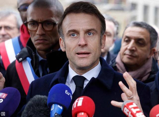 又一大国介入台海，专机离华，撂下三句话