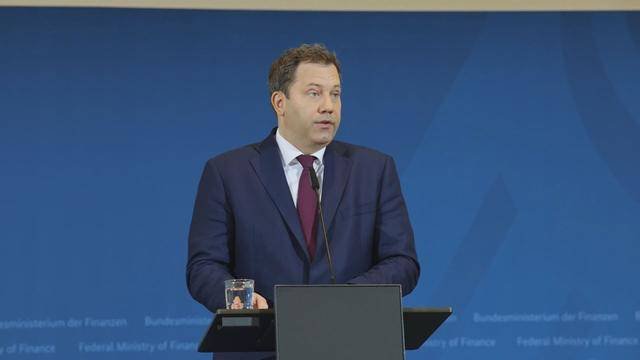 又一大国介入台海，专机离华，撂下三句话