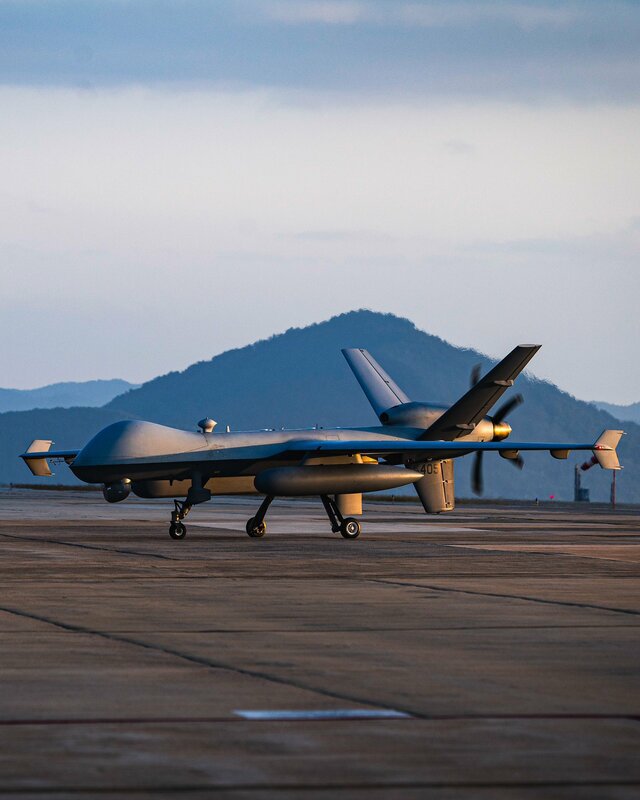 一架群山基地的 MQ-9「死神」無人機。 圖 : 翻攝自 X《J.J.》