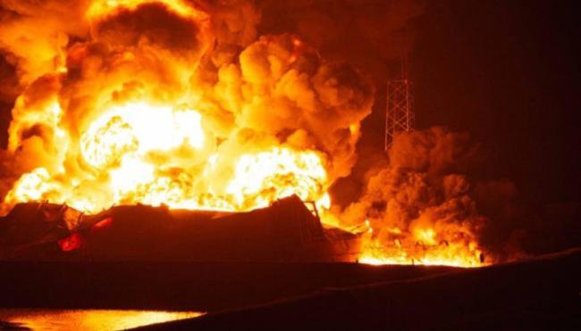 视频:乌克兰远程无人机建奇功 视频:乌克兰远程无人机建奇功