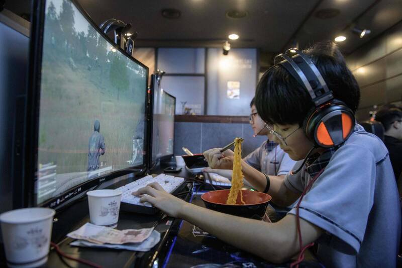 南韩网咖示意图，人物与新闻事件无关。（法新社）