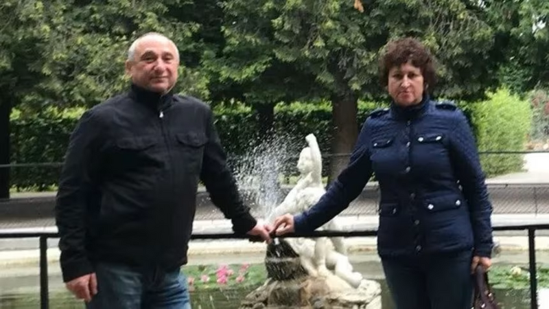 在澳洲邦迪海滩枪击案中，为了阻止枪手而不幸双双牺牲的乌克兰裔夫妇古尔曼（Boris Gurman，左）与苏菲亚（Sofia Gurman，右）。据报导，2人原定几周后就要庆祝结婚35周年，却在挺身对抗暴徒时殒命。（取自GoFundMe）