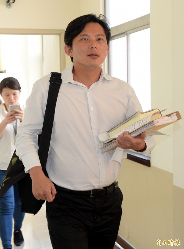 华航罢工落幕后，时代力量立委黄国昌决定做飞机到巴拿马，与总统蔡英文会合。（资料照，记者林正堃摄）