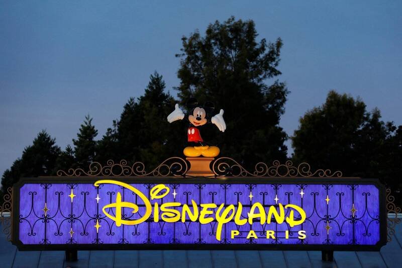泰国政府正积极争取兴建东南亚首座迪士尼乐园，盼借此带动观光。图为巴黎东部马恩河谷的巴黎迪士尼乐园。（法新社）