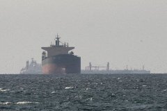 伊朗舰队主力被美军击沉 靠快艇与水雷仍把持荷姆兹海峡