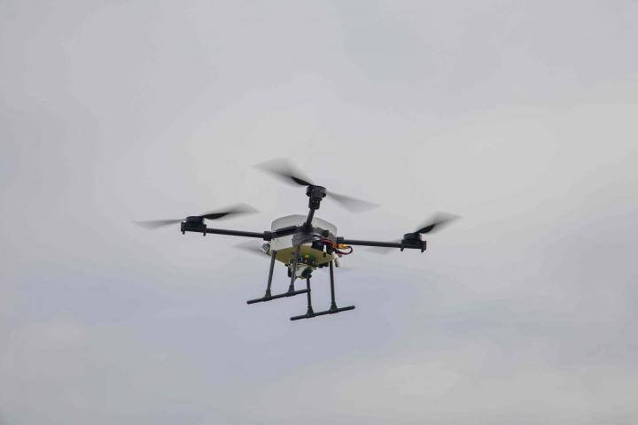 捷克理工大学电机工程学院开发新一代无人机技术。（撷取自捷克理工大学官网）